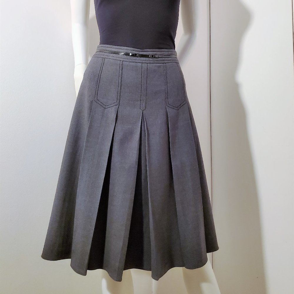 Elie Tahari | Grey A-Lined Pleated Skirt | Size 2